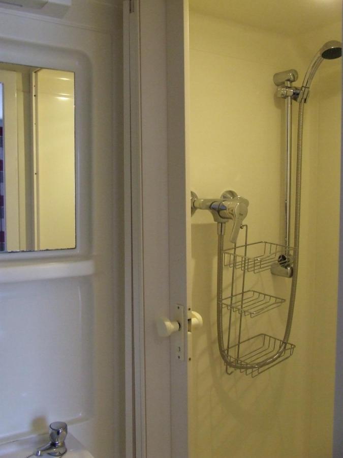 Alexandra Guest House Hemel Hempstead Dış mekan fotoğraf
