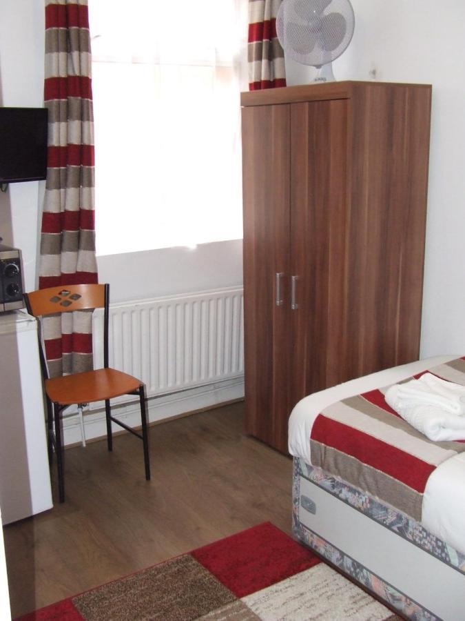 Alexandra Guest House Hemel Hempstead Dış mekan fotoğraf