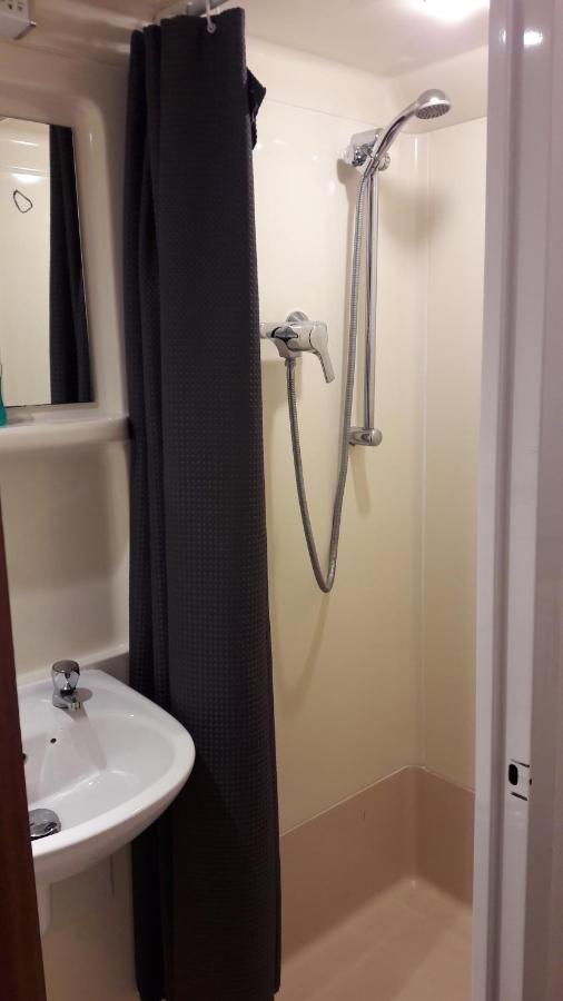 Alexandra Guest House Hemel Hempstead Dış mekan fotoğraf