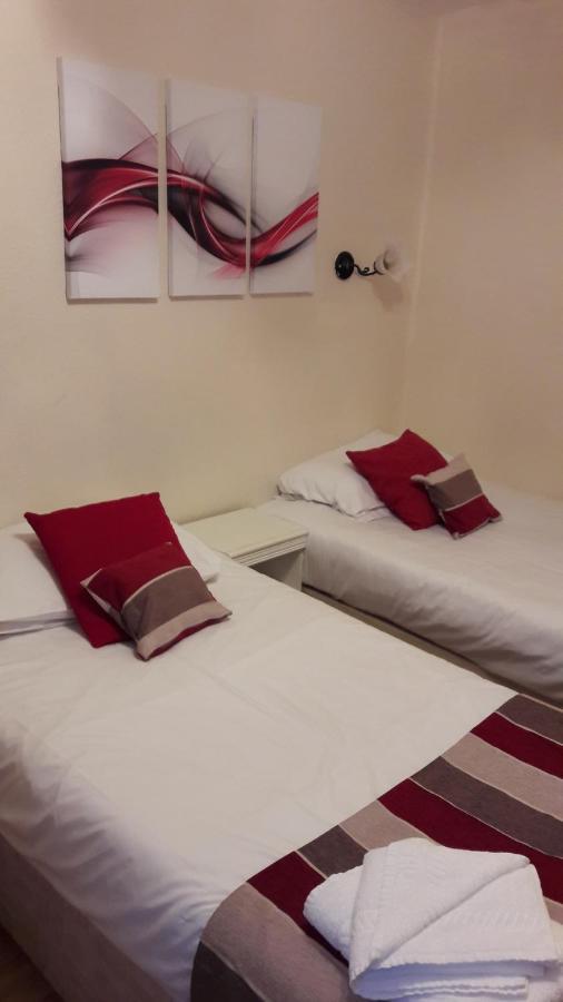 Alexandra Guest House Hemel Hempstead Dış mekan fotoğraf