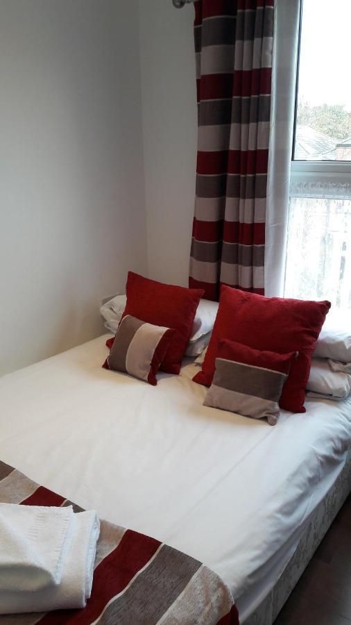 Alexandra Guest House Hemel Hempstead Dış mekan fotoğraf