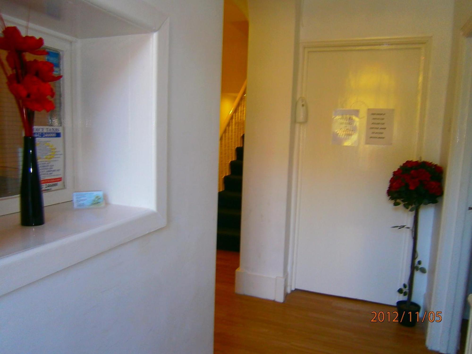 Alexandra Guest House Hemel Hempstead Dış mekan fotoğraf